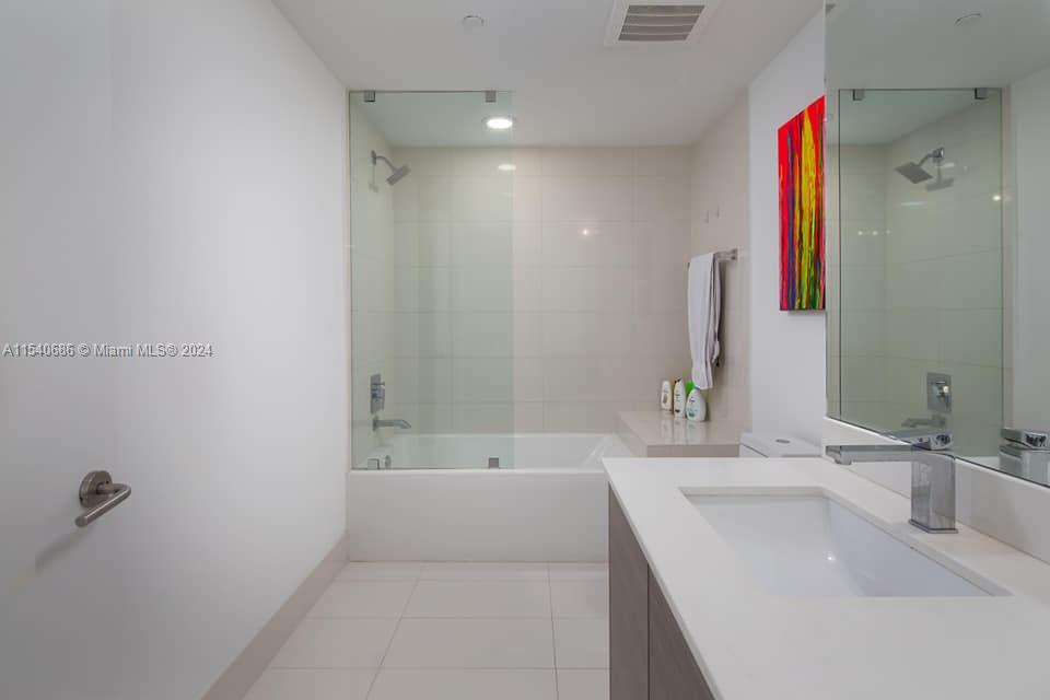 460 NE 28th St 805, Miami, Florida 33137, 2 Bedrooms Bedrooms, ,2 BathroomsBathrooms,Residential,For Sale,460 NE 28th St 805,A11540686
