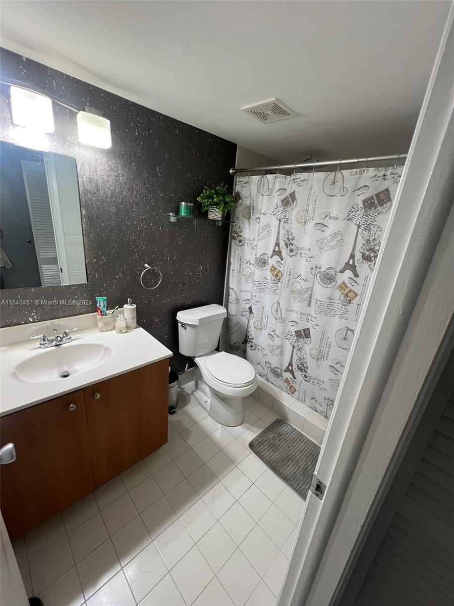 7831 Miller Dr B110, Miami, Florida 33155, 1 Bedroom Bedrooms, ,1 BathroomBathrooms,Residential,For Sale,7831 Miller Dr B110,A11540451