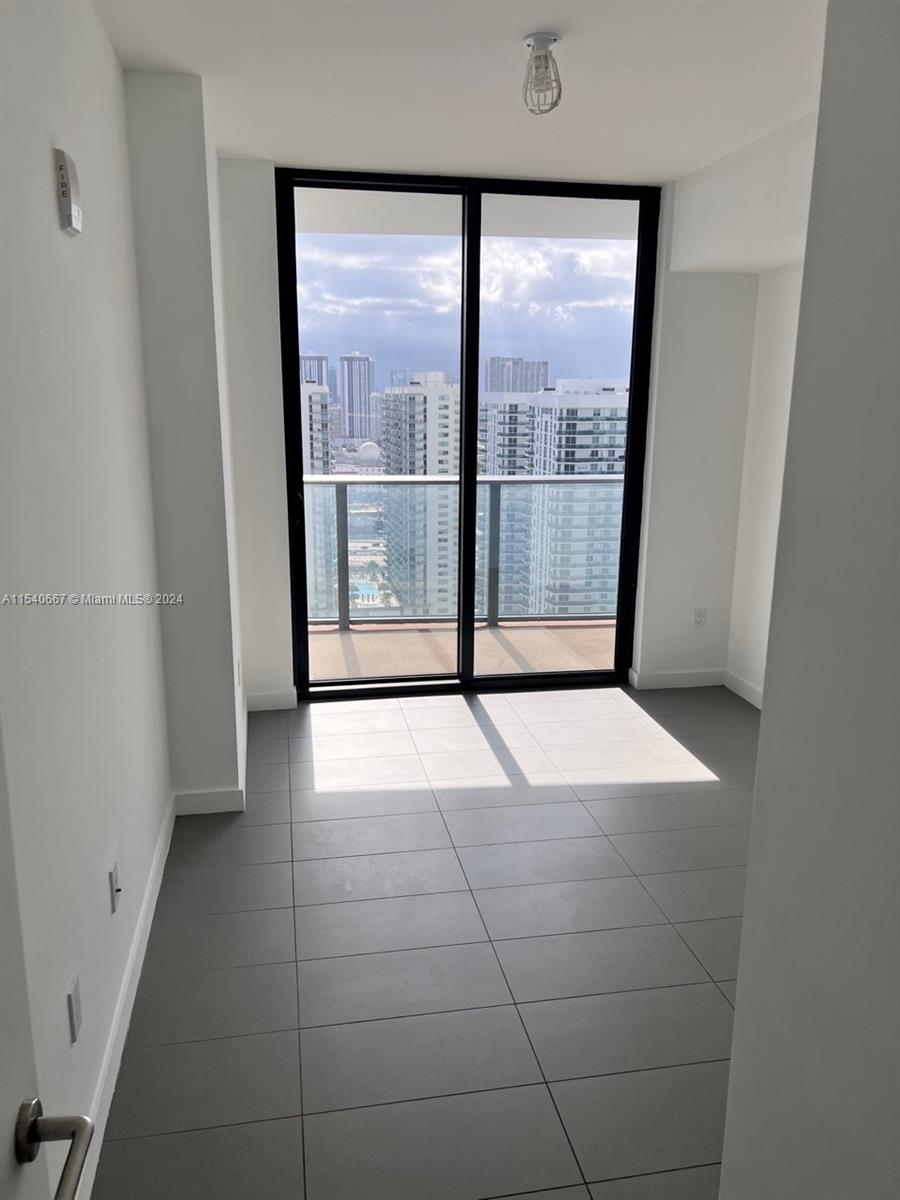 1600 NE 1st Ave 3407, Miami, Florida 33132, 2 Bedrooms Bedrooms, ,2 BathroomsBathrooms,Residentiallease,For Rent,1600 NE 1st Ave 3407,A11540667