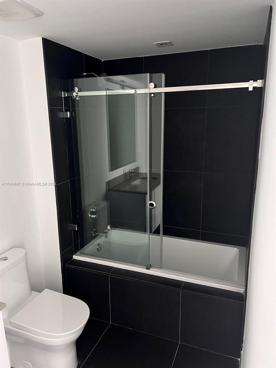 1600 NE 1st Ave 3407, Miami, Florida 33132, 2 Bedrooms Bedrooms, ,2 BathroomsBathrooms,Residentiallease,For Rent,1600 NE 1st Ave 3407,A11540667