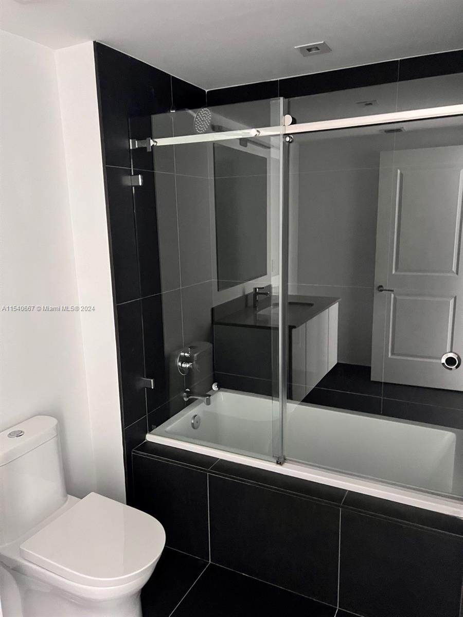 1600 NE 1st Ave 3407, Miami, Florida 33132, 2 Bedrooms Bedrooms, ,2 BathroomsBathrooms,Residentiallease,For Rent,1600 NE 1st Ave 3407,A11540667