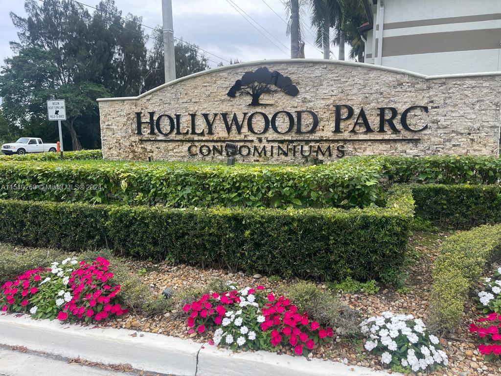 570 S Park Rd 22-6, Hollywood, Florida 33021, 3 Bedrooms Bedrooms, ,2 BathroomsBathrooms,Residential,For Sale,570 S Park Rd 22-6,A11540260