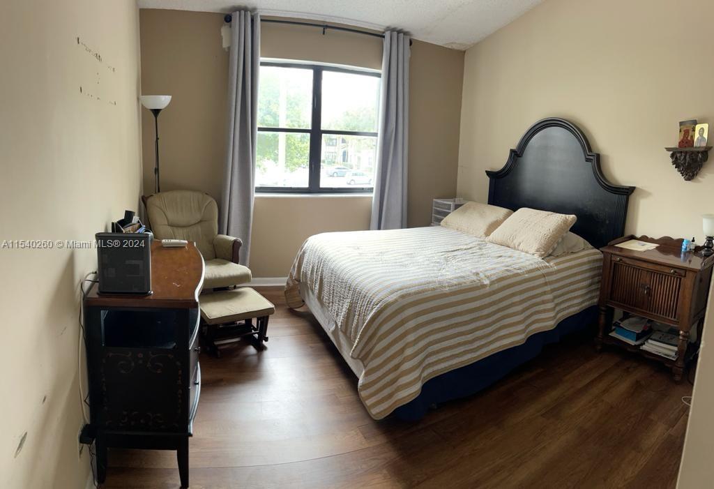 570 S Park Rd 22-6, Hollywood, Florida 33021, 3 Bedrooms Bedrooms, ,2 BathroomsBathrooms,Residential,For Sale,570 S Park Rd 22-6,A11540260