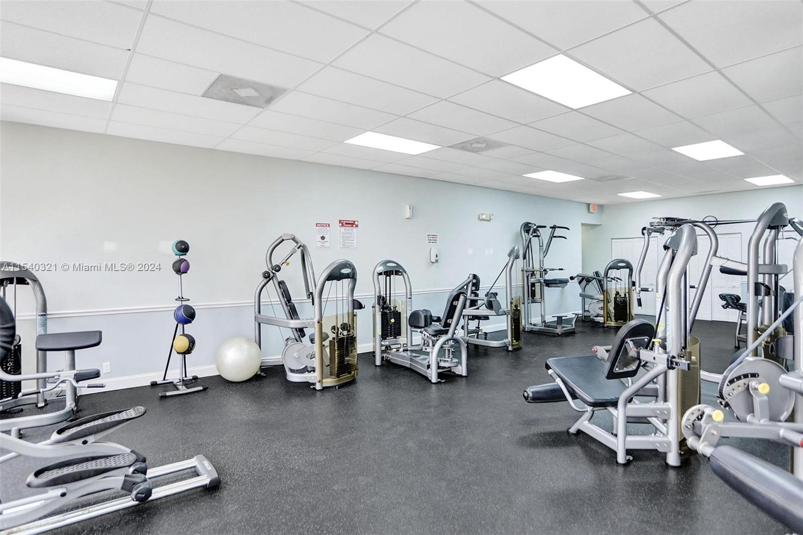 2301 S Ocean Dr 803, Hollywood, Florida 33019, 2 Bedrooms Bedrooms, ,2 BathroomsBathrooms,Residentiallease,For Rent,2301 S Ocean Dr 803,A11540321