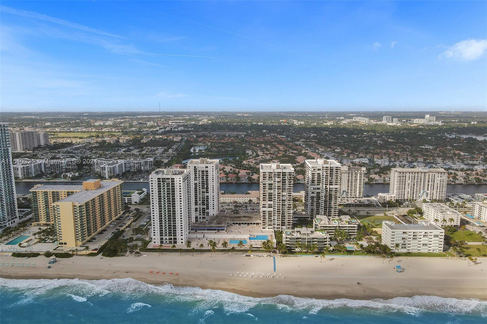 2301 S Ocean Dr 803, Hollywood, Florida 33019, 2 Bedrooms Bedrooms, ,2 BathroomsBathrooms,Residentiallease,For Rent,2301 S Ocean Dr 803,A11540321