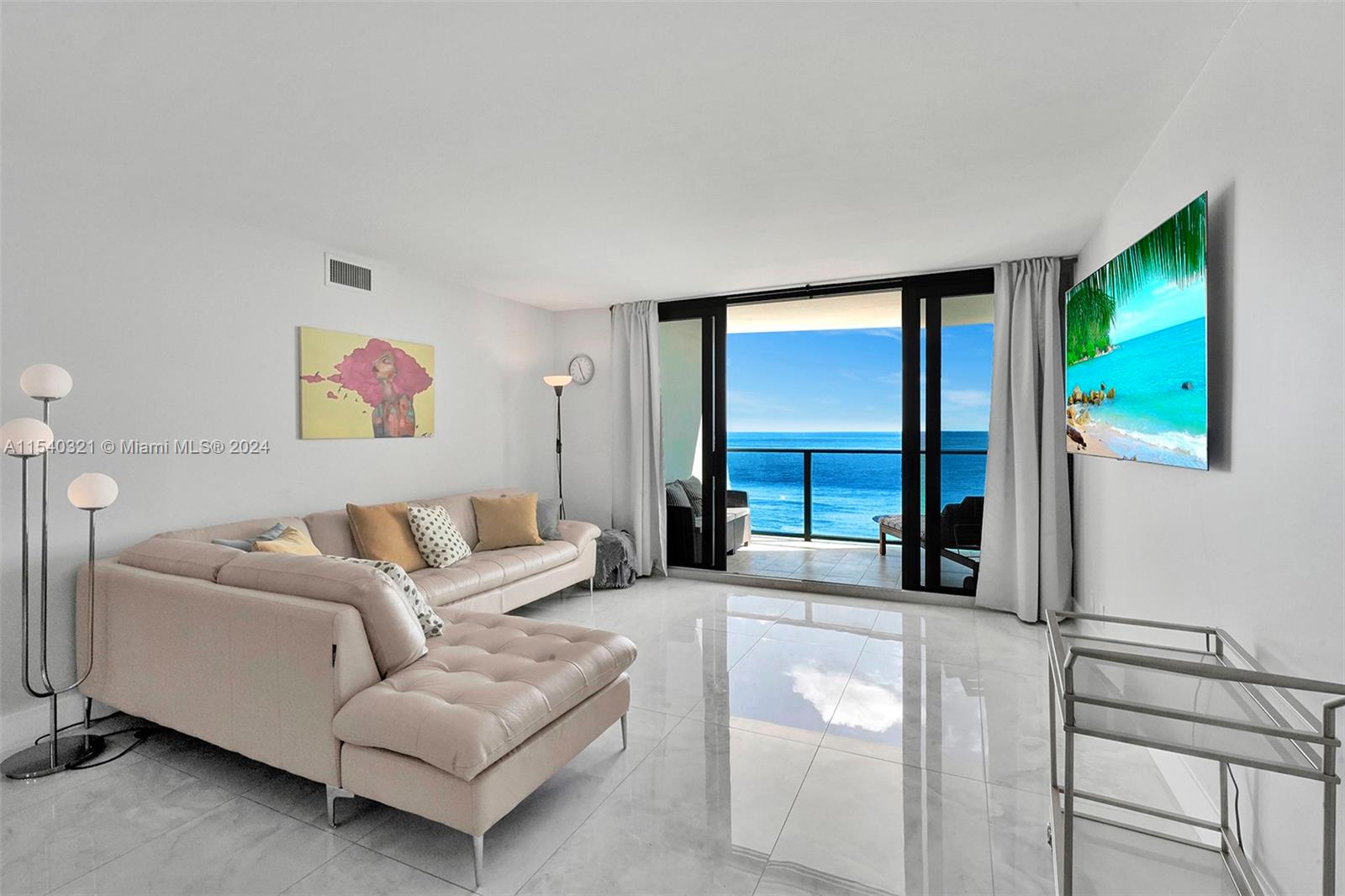 2301 S Ocean Dr 803, Hollywood, Florida 33019, 2 Bedrooms Bedrooms, ,2 BathroomsBathrooms,Residentiallease,For Rent,2301 S Ocean Dr 803,A11540321