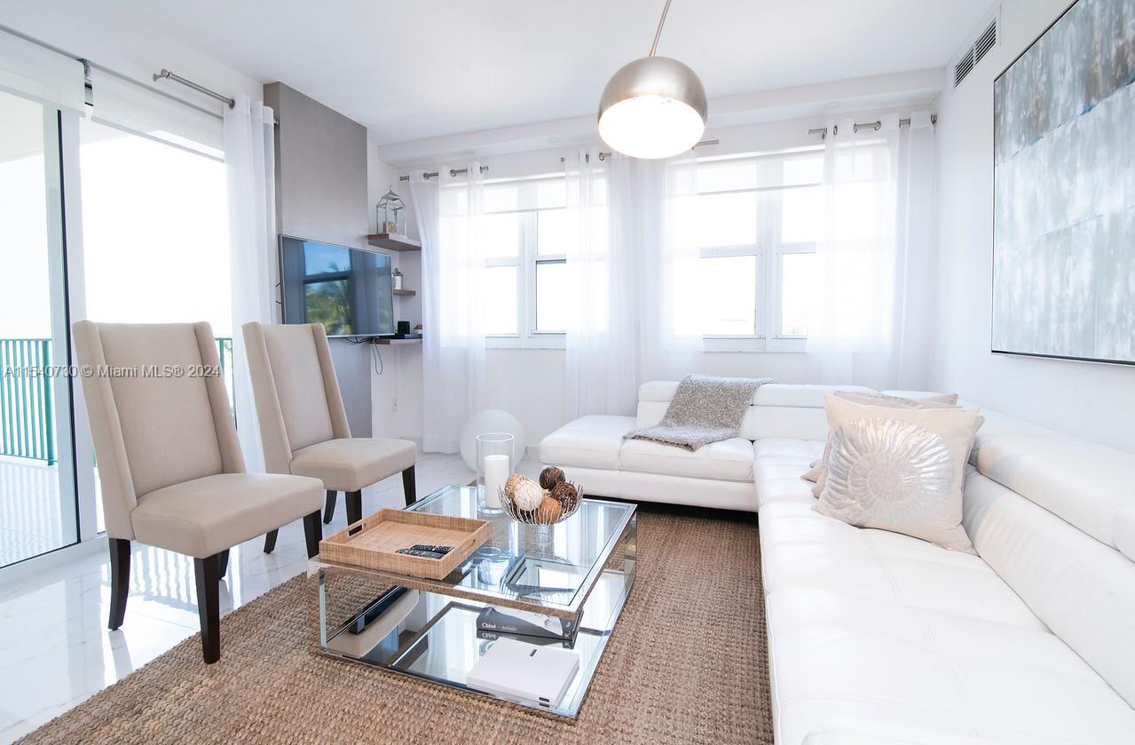 19900 E Country Club Dr 604, Aventura, Florida 33180, 3 Bedrooms Bedrooms, ,3 BathroomsBathrooms,Residentiallease,For Rent,19900 E Country Club Dr 604,A11540730