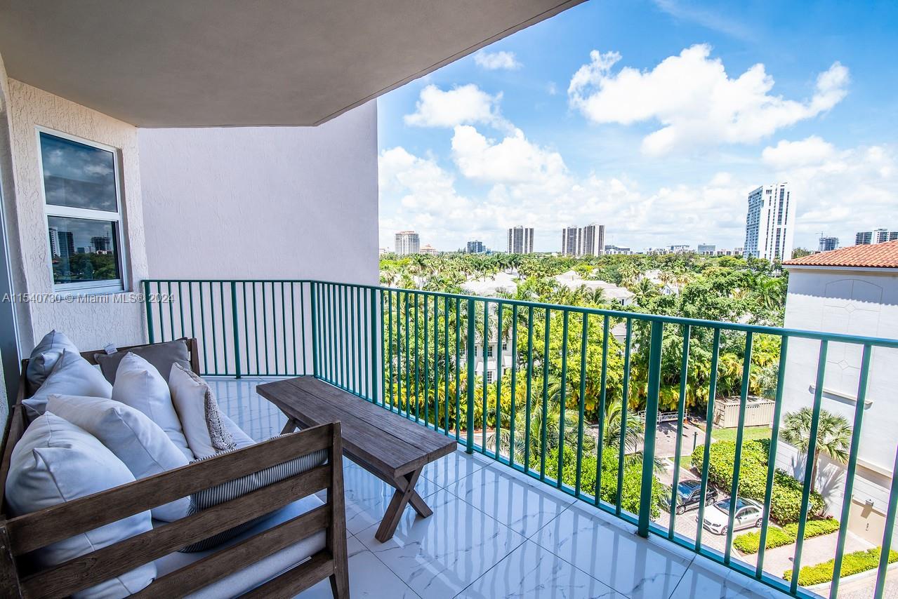 19900 E Country Club Dr 604, Aventura, Florida 33180, 3 Bedrooms Bedrooms, ,3 BathroomsBathrooms,Residentiallease,For Rent,19900 E Country Club Dr 604,A11540730