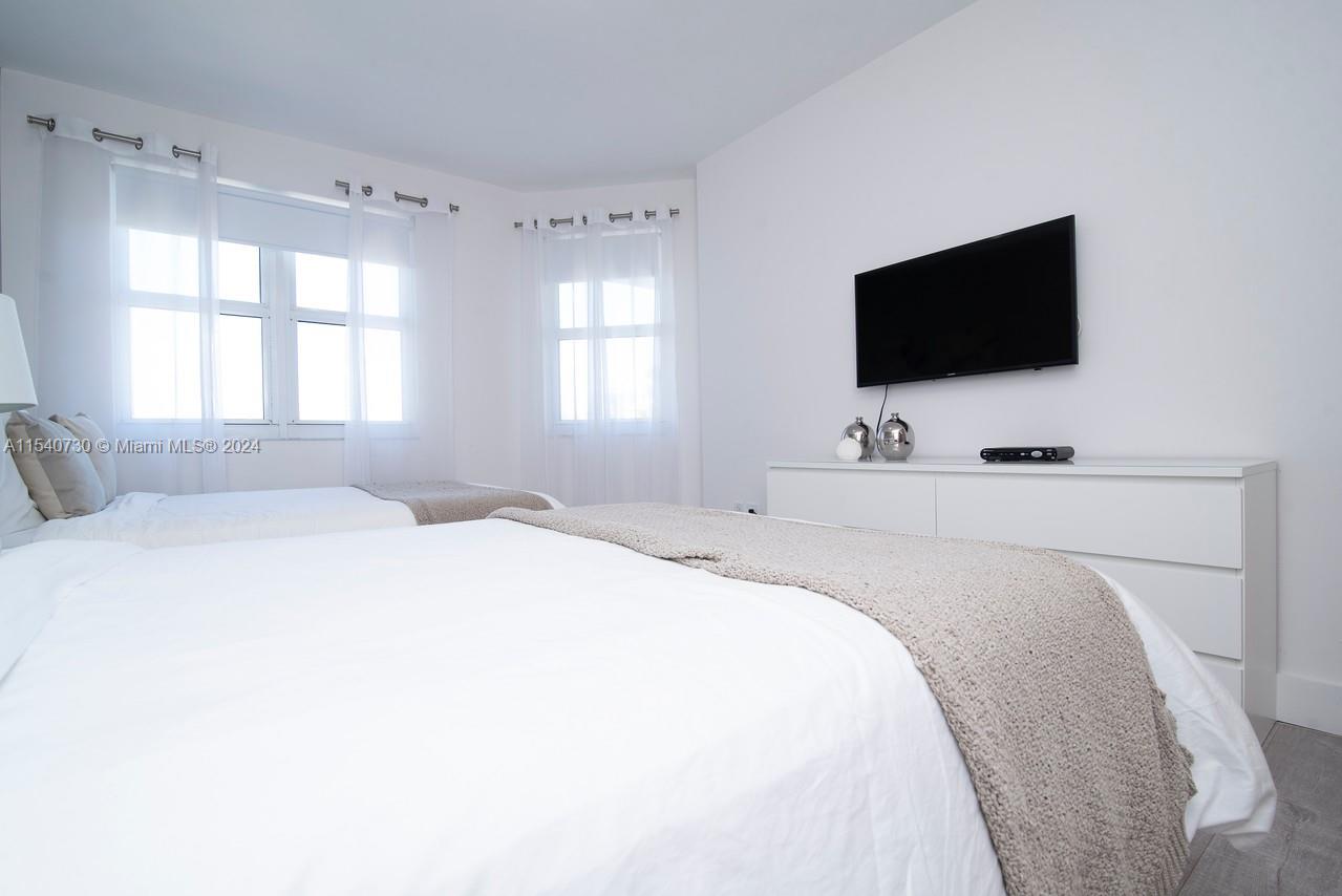 19900 E Country Club Dr 604, Aventura, Florida 33180, 3 Bedrooms Bedrooms, ,3 BathroomsBathrooms,Residentiallease,For Rent,19900 E Country Club Dr 604,A11540730