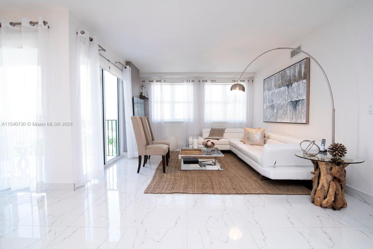 19900 E Country Club Dr 604, Aventura, Florida 33180, 3 Bedrooms Bedrooms, ,3 BathroomsBathrooms,Residentiallease,For Rent,19900 E Country Club Dr 604,A11540730