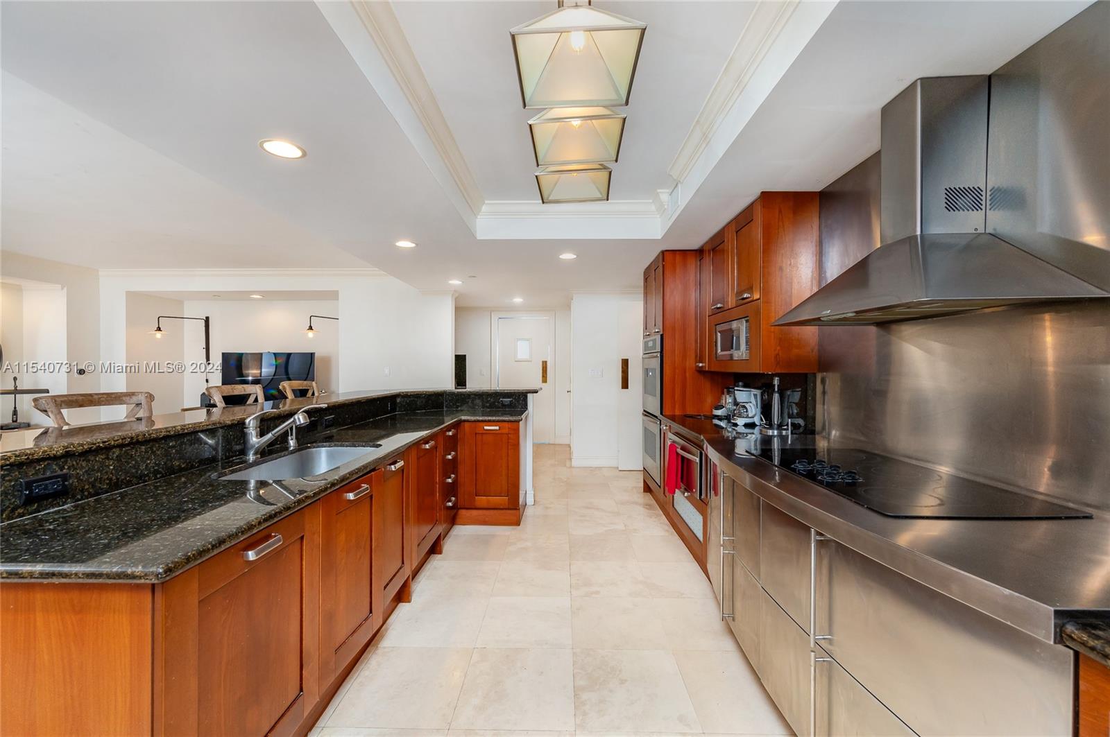 20201 E Country Club Dr PH06/07, Aventura, Florida 33180, 6 Bedrooms Bedrooms, ,6 BathroomsBathrooms,Residential,For Sale,20201 E Country Club Dr PH06/07,A11540731