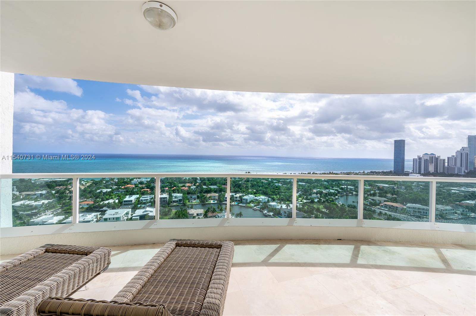 20201 E Country Club Dr PH06/07, Aventura, Florida 33180, 6 Bedrooms Bedrooms, ,6 BathroomsBathrooms,Residential,For Sale,20201 E Country Club Dr PH06/07,A11540731