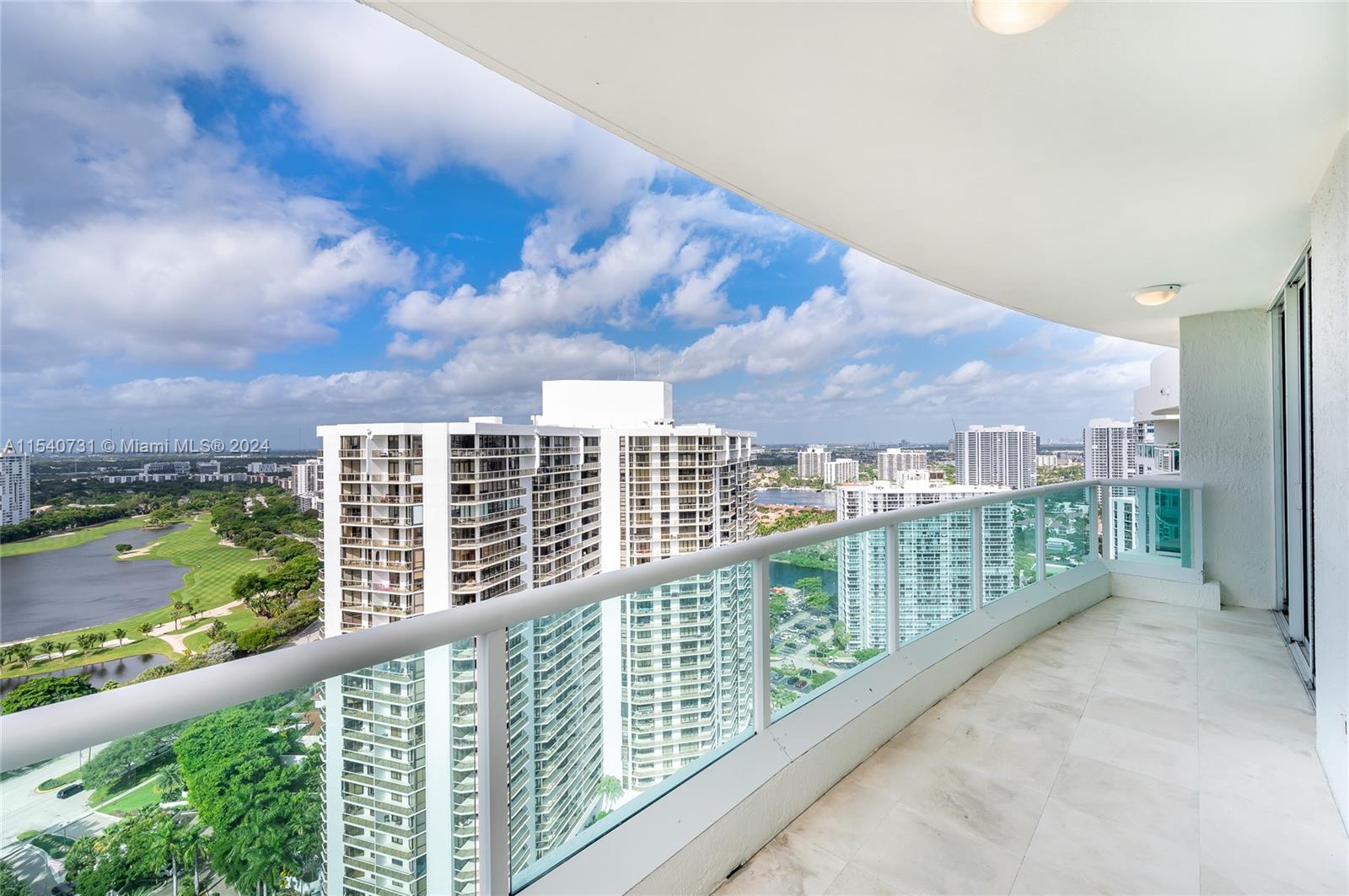 20201 E Country Club Dr PH06/07, Aventura, Florida 33180, 6 Bedrooms Bedrooms, ,6 BathroomsBathrooms,Residential,For Sale,20201 E Country Club Dr PH06/07,A11540731