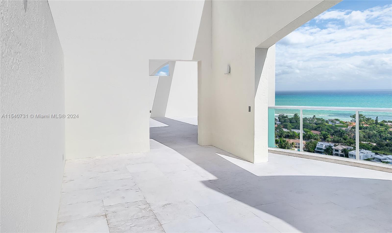 20201 E Country Club Dr PH06/07, Aventura, Florida 33180, 6 Bedrooms Bedrooms, ,6 BathroomsBathrooms,Residential,For Sale,20201 E Country Club Dr PH06/07,A11540731