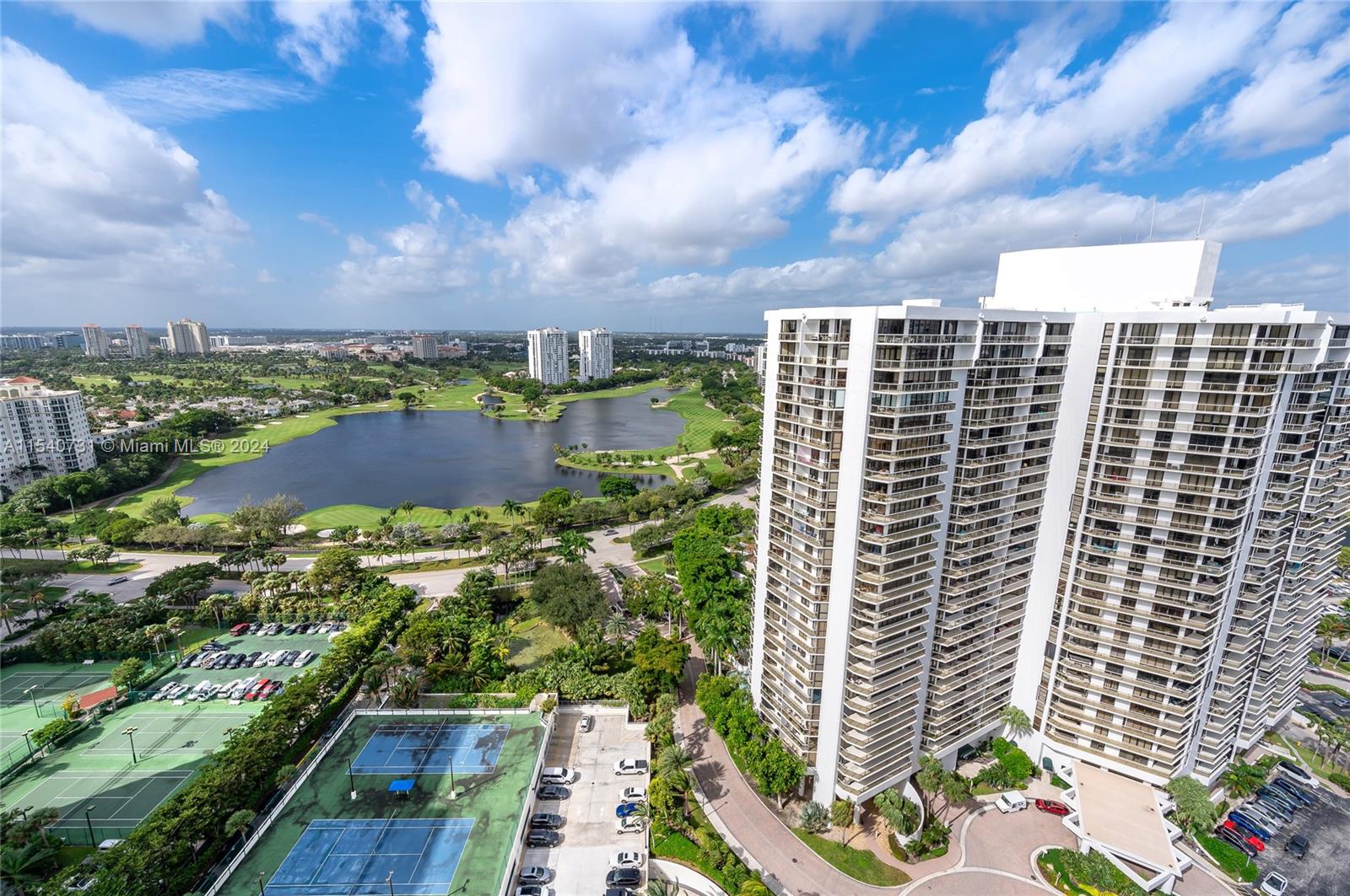 20201 E Country Club Dr PH06/07, Aventura, Florida 33180, 6 Bedrooms Bedrooms, ,6 BathroomsBathrooms,Residential,For Sale,20201 E Country Club Dr PH06/07,A11540731