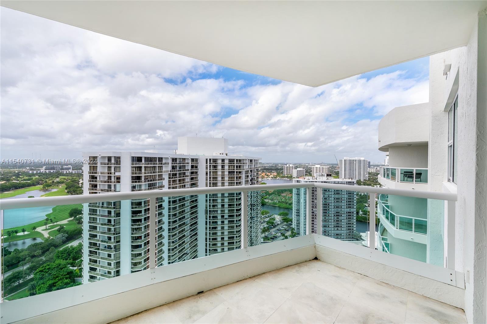 20201 E Country Club Dr PH06/07, Aventura, Florida 33180, 6 Bedrooms Bedrooms, ,6 BathroomsBathrooms,Residential,For Sale,20201 E Country Club Dr PH06/07,A11540731