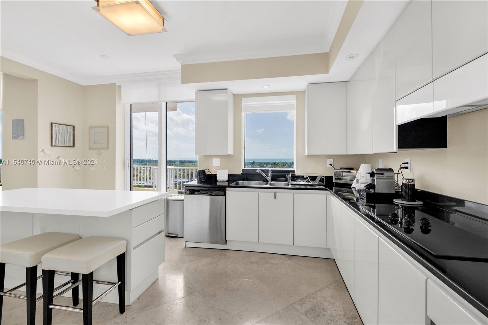 789 Crandon Blvd, Key Biscayne, FL, 33149 United States, 3 Bedrooms Bedrooms, ,4 BathroomsBathrooms,Residential,For Sale,Crandon Blvd,A11540740