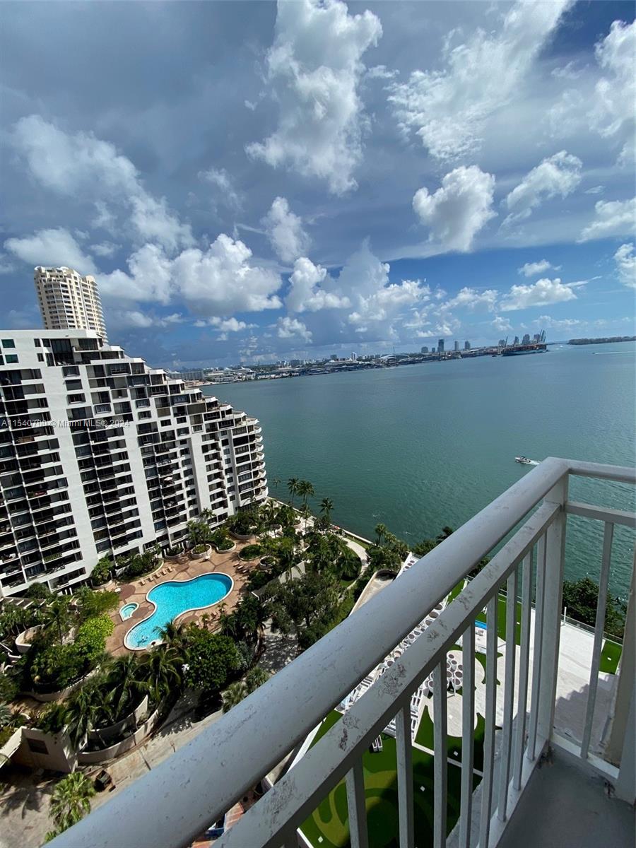 770 Claughton Island Dr 2103, Miami, Florida 33131, 2 Bedrooms Bedrooms, ,2 BathroomsBathrooms,Residentiallease,For Rent,770 Claughton Island Dr 2103,A11540700