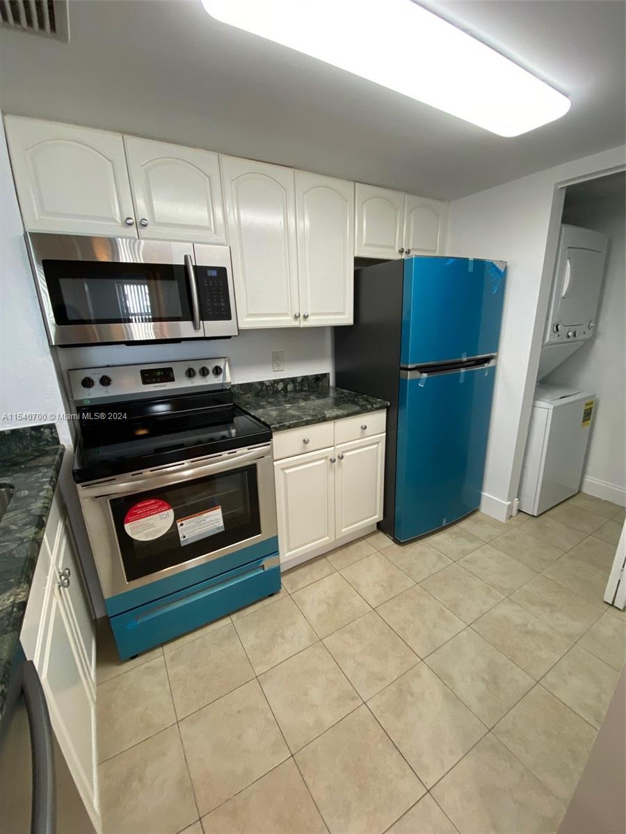 770 Claughton Island Dr 2103, Miami, Florida 33131, 2 Bedrooms Bedrooms, ,2 BathroomsBathrooms,Residentiallease,For Rent,770 Claughton Island Dr 2103,A11540700