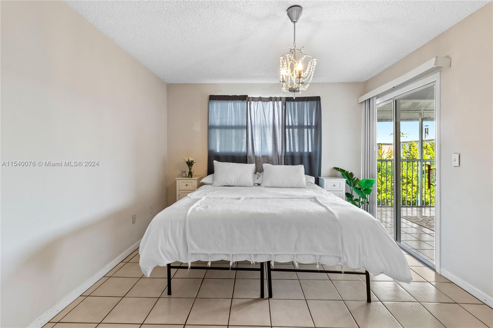 2626 SE 20th Ct 206-B, Homestead, Florida 33035, 2 Bedrooms Bedrooms, ,1 BathroomBathrooms,Residential,For Sale,2626 SE 20th Ct 206-B,A11540076