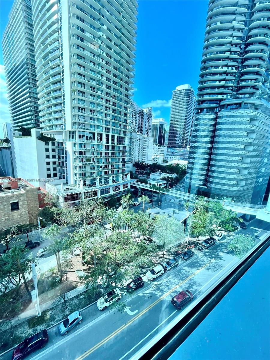 1080 Brickell Ave 907, Miami, Florida 33131, 1 Bedroom Bedrooms, ,1 BathroomBathrooms,Residentiallease,For Rent,1080 Brickell Ave 907,A11532431