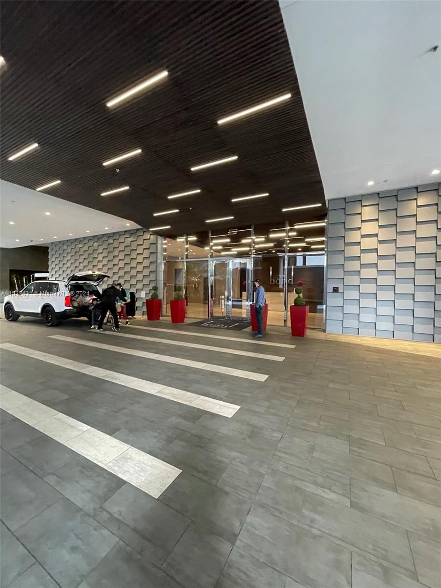 1080 Brickell Ave 907, Miami, Florida 33131, 1 Bedroom Bedrooms, ,1 BathroomBathrooms,Residentiallease,For Rent,1080 Brickell Ave 907,A11532431