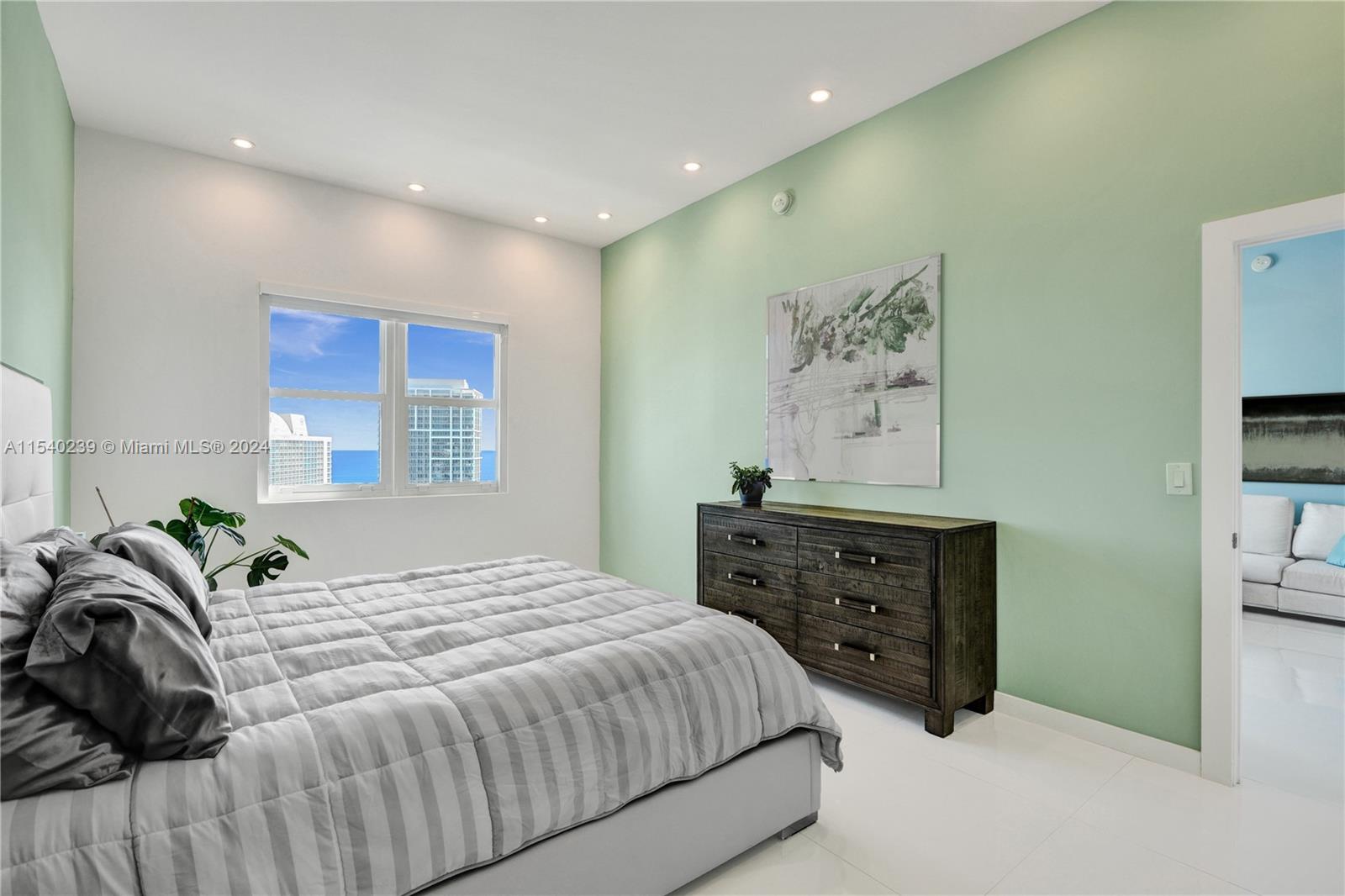 6770 Indian Creek Dr TS-P, Miami Beach, Florida 33141, 2 Bedrooms Bedrooms, ,2 BathroomsBathrooms,Residential,For Sale,6770 Indian Creek Dr TS-P,A11540239