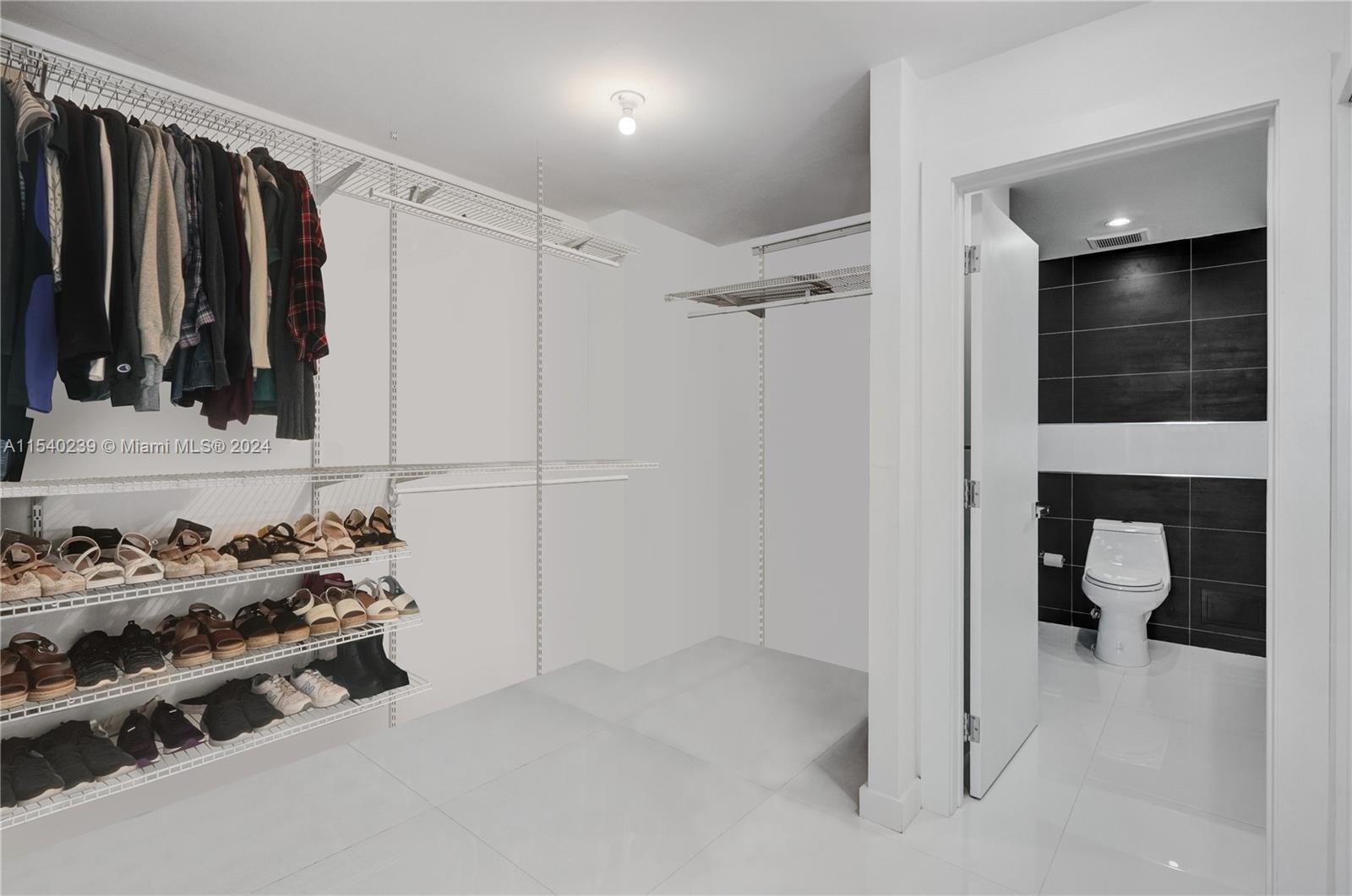 6770 Indian Creek Dr TS-P, Miami Beach, Florida 33141, 2 Bedrooms Bedrooms, ,2 BathroomsBathrooms,Residential,For Sale,6770 Indian Creek Dr TS-P,A11540239