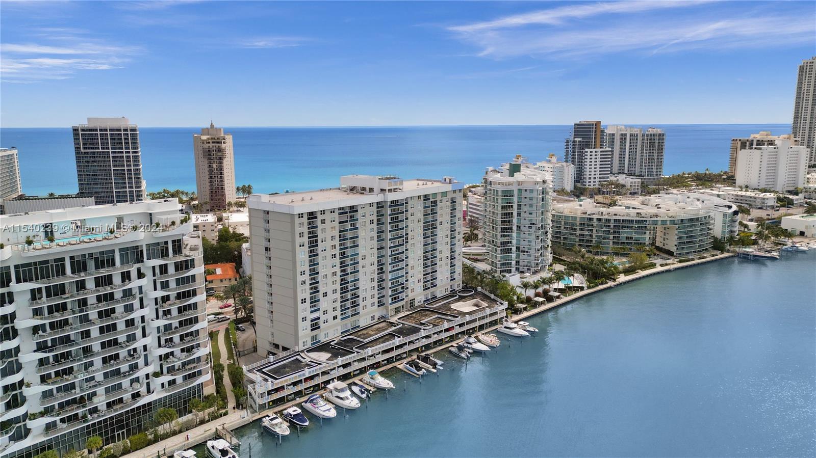 Aquasol's Gorgeous  Indian Creek Location