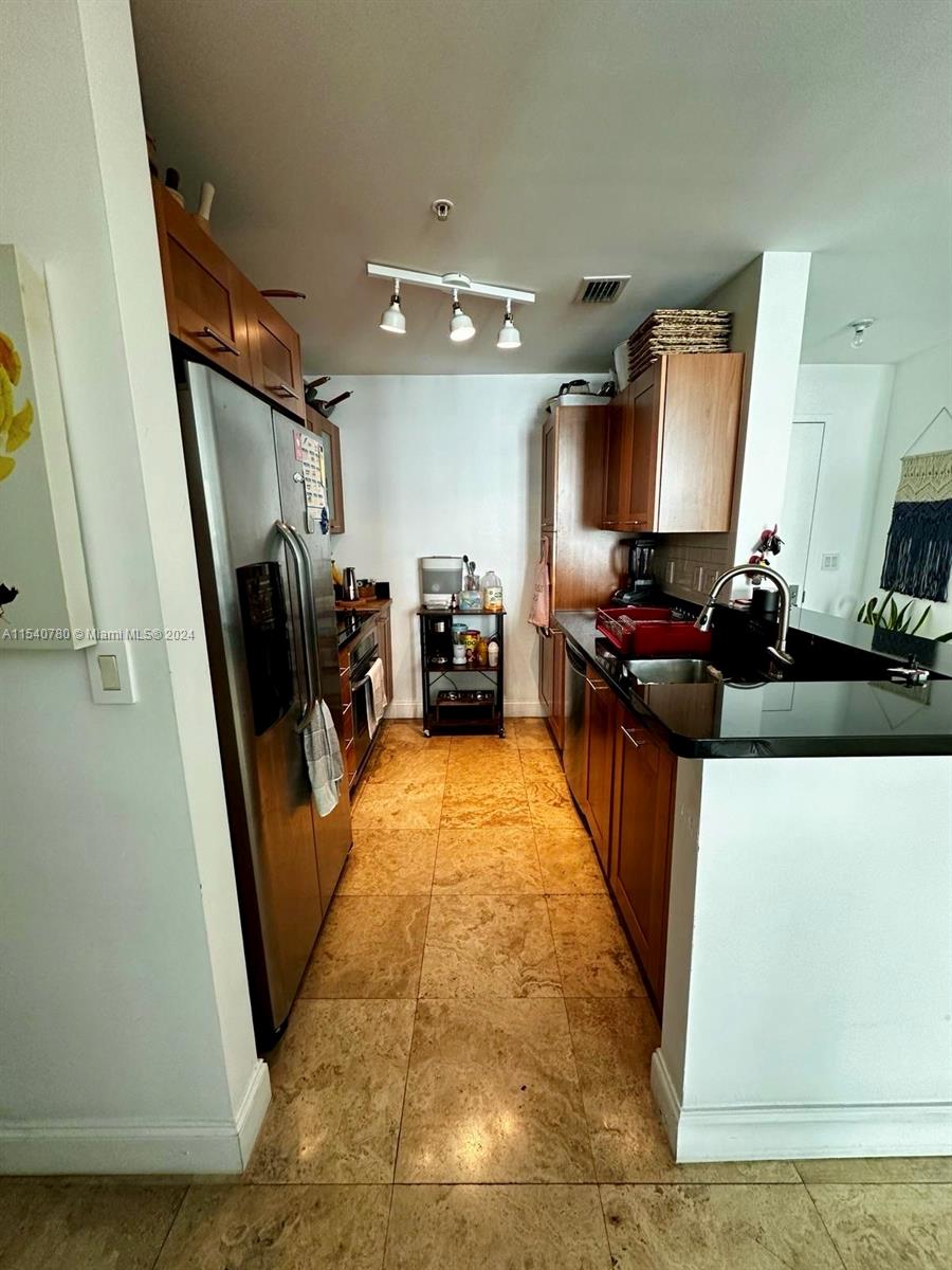 186 SE 12th Ter 2305, Miami, Florida 33131, 2 Bedrooms Bedrooms, ,2 BathroomsBathrooms,Residentiallease,For Rent,186 SE 12th Ter 2305,A11540780
