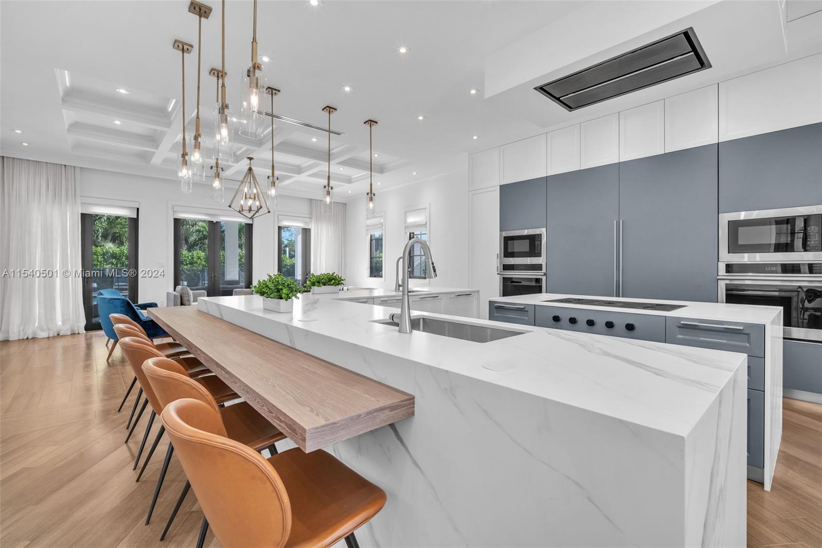 1100 180th Ter, North Miami Beach, FL, 33162 United States, 6 Bedrooms Bedrooms, ,6 BathroomsBathrooms,Residential,For Sale,180th Ter,A11540501