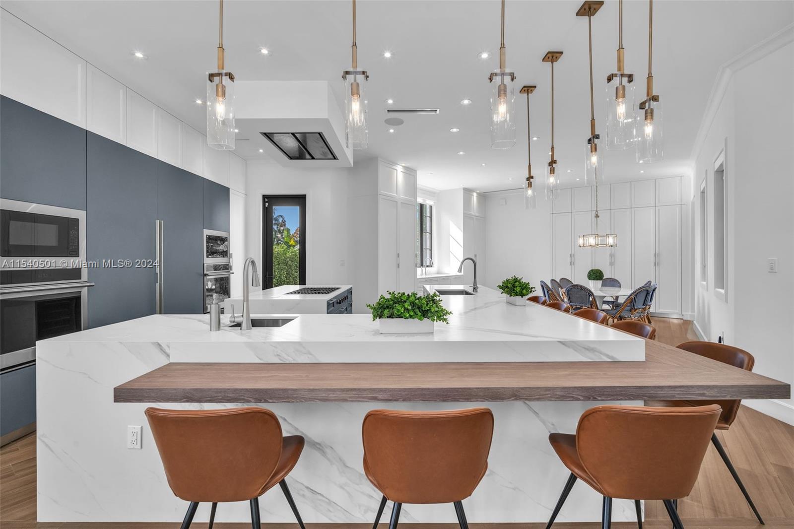 1100 180th Ter, North Miami Beach, FL, 33162 United States, 6 Bedrooms Bedrooms, ,6 BathroomsBathrooms,Residential,For Sale,180th Ter,A11540501