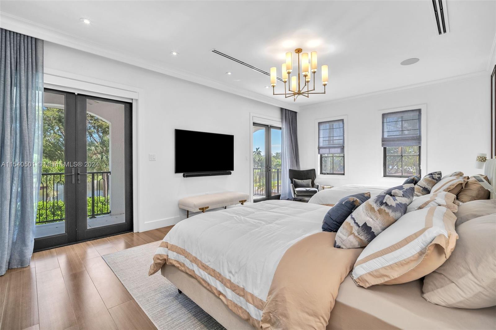 1100 180th Ter, North Miami Beach, FL, 33162 United States, 6 Bedrooms Bedrooms, ,6 BathroomsBathrooms,Residential,For Sale,180th Ter,A11540501