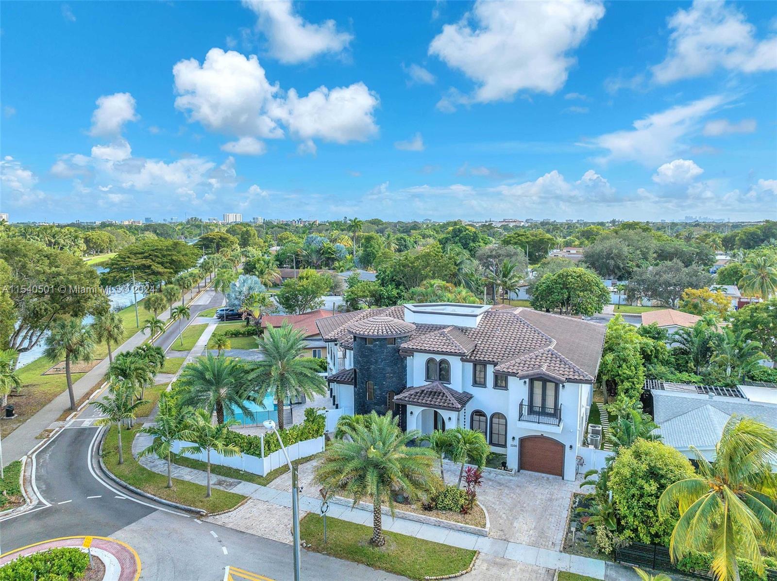 1100 180th Ter, North Miami Beach, FL, 33162 United States, 6 Bedrooms Bedrooms, ,6 BathroomsBathrooms,Residential,For Sale,180th Ter,A11540501