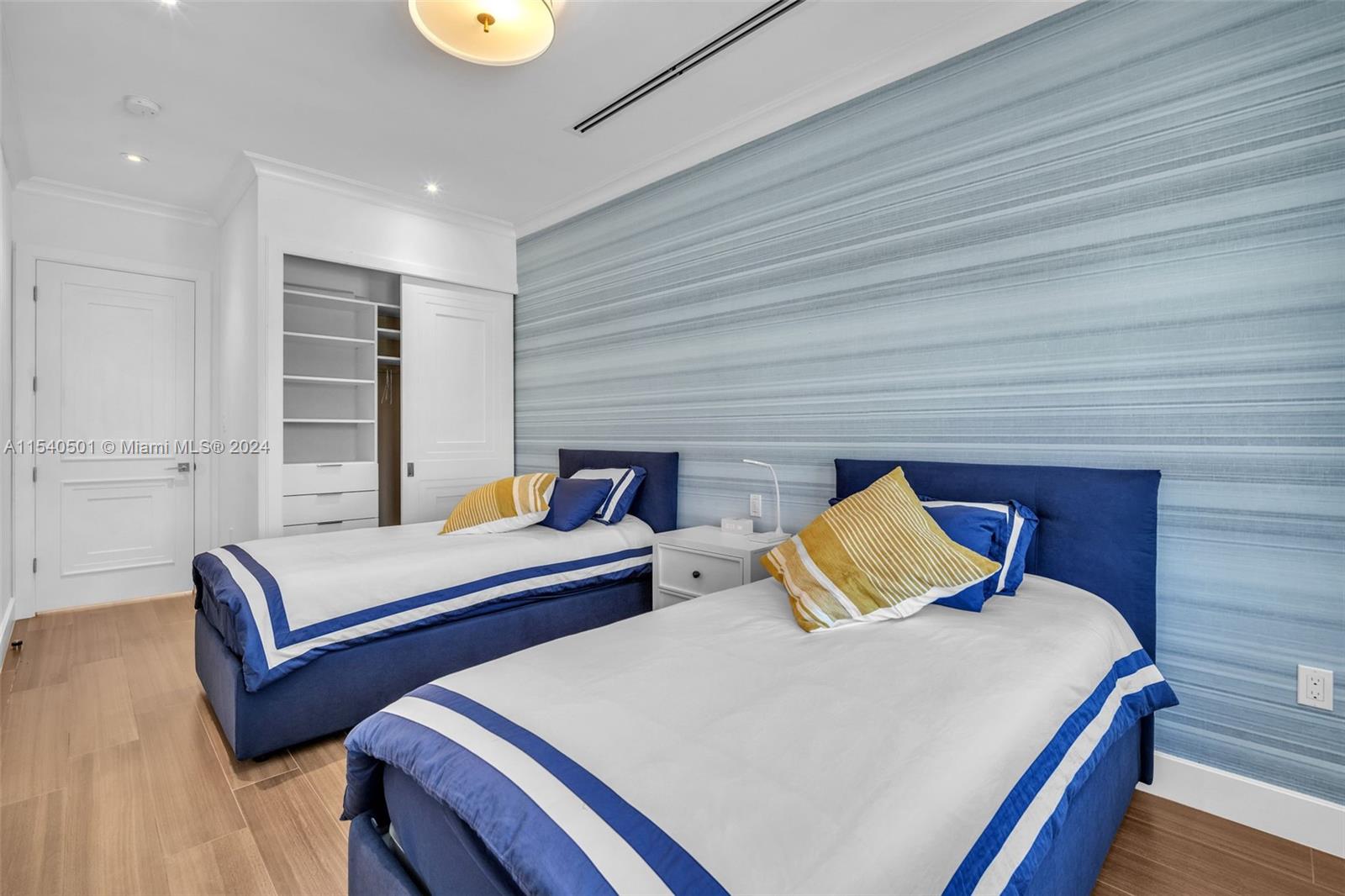 1100 180th Ter, North Miami Beach, FL, 33162 United States, 6 Bedrooms Bedrooms, ,6 BathroomsBathrooms,Residential,For Sale,180th Ter,A11540501