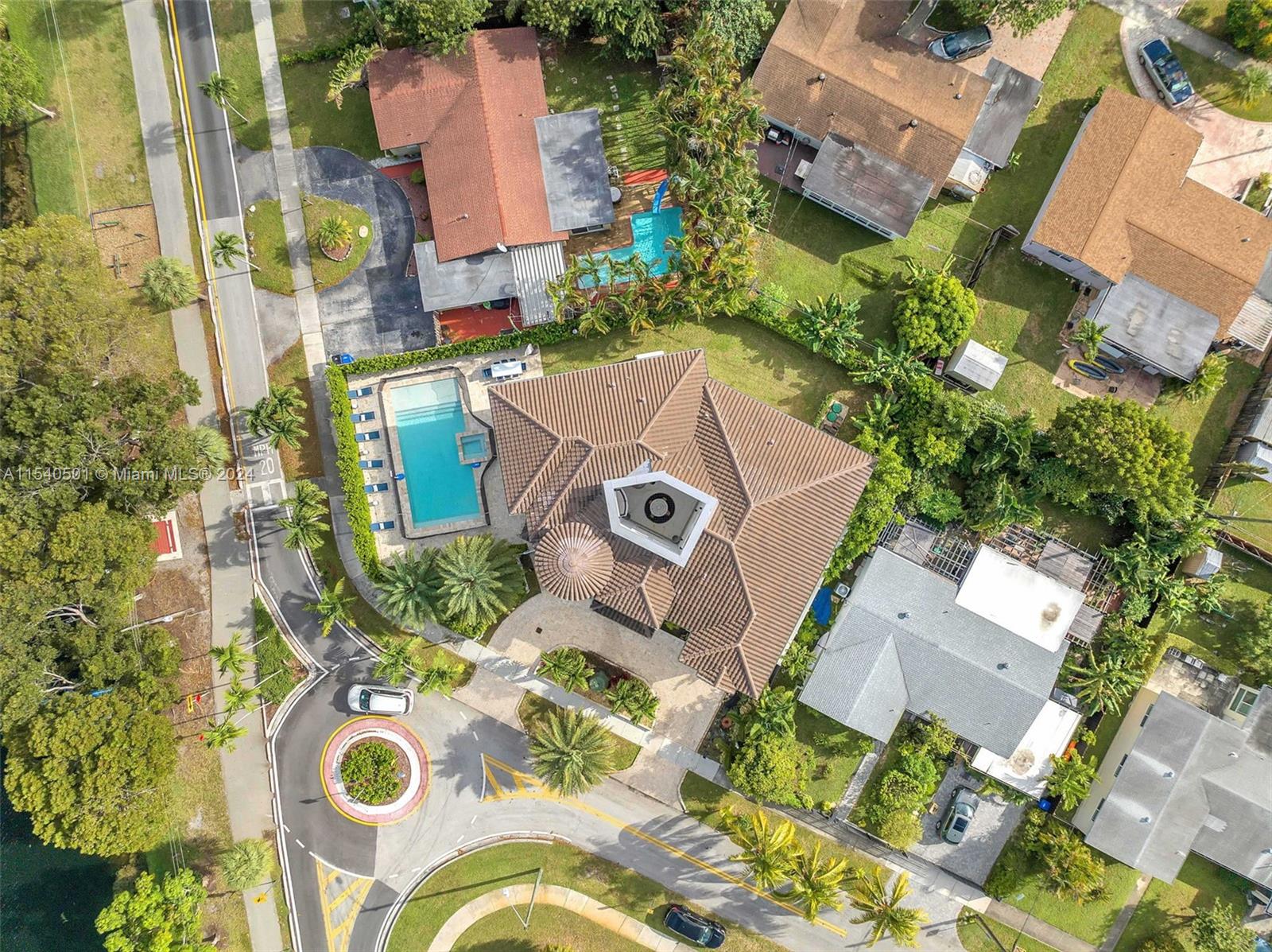 1100 180th Ter, North Miami Beach, FL, 33162 United States, 6 Bedrooms Bedrooms, ,6 BathroomsBathrooms,Residential,For Sale,180th Ter,A11540501