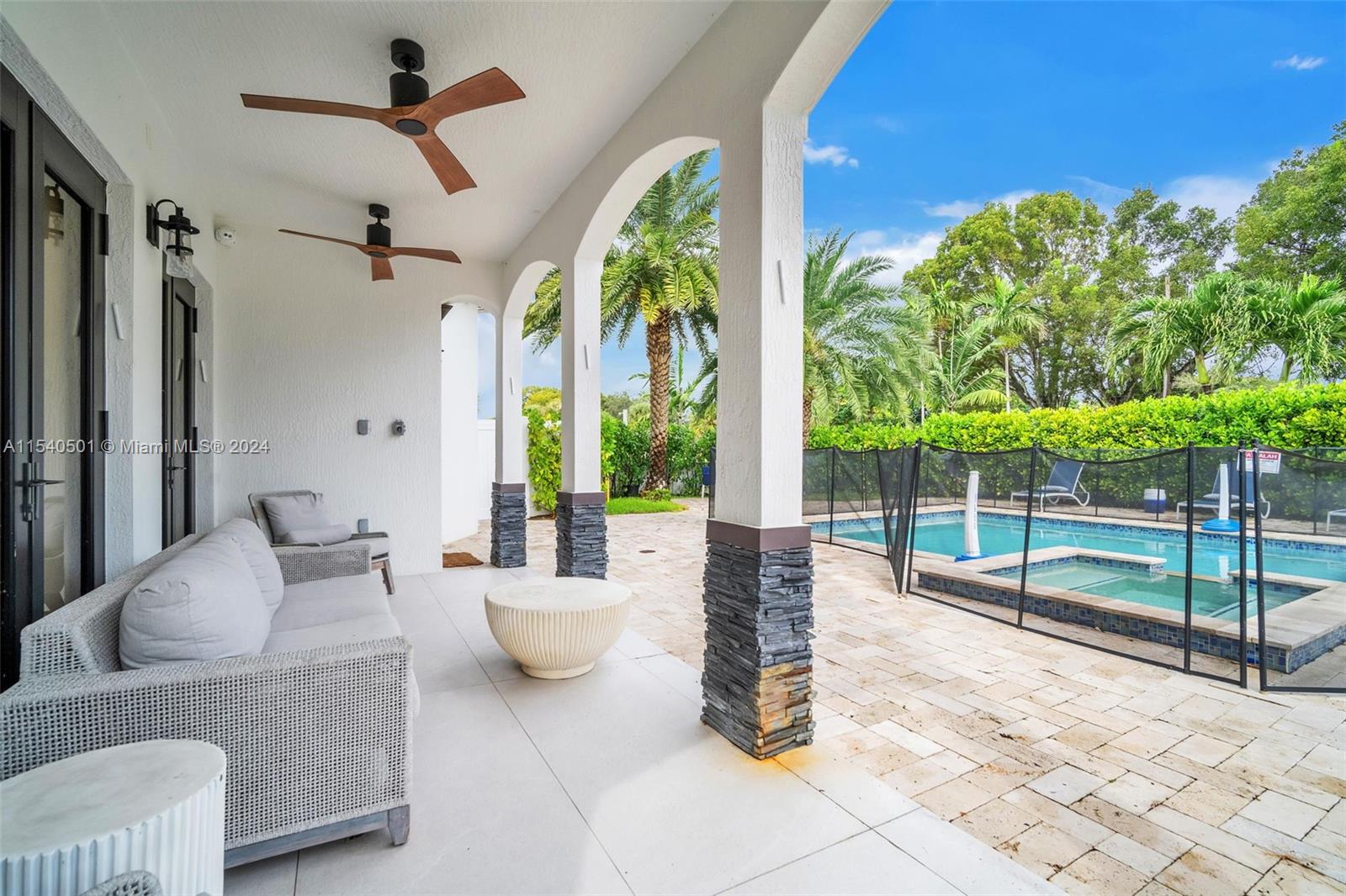 1100 180th Ter, North Miami Beach, FL, 33162 United States, 6 Bedrooms Bedrooms, ,6 BathroomsBathrooms,Residential,For Sale,180th Ter,A11540501