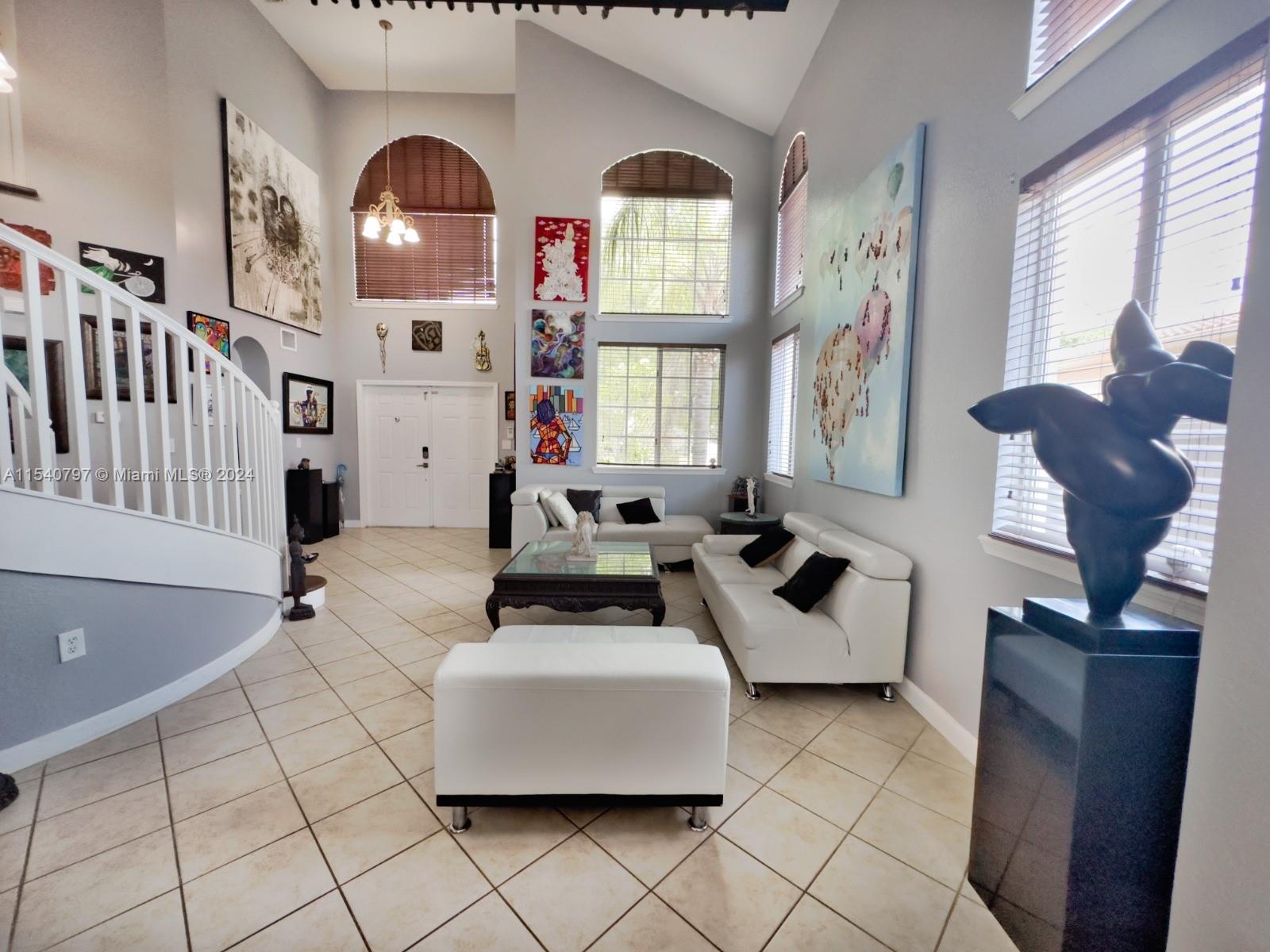 Homestead, Florida 33033, 5 Bedrooms Bedrooms, ,3 BathroomsBathrooms,Residentiallease,For Rent,A11540797