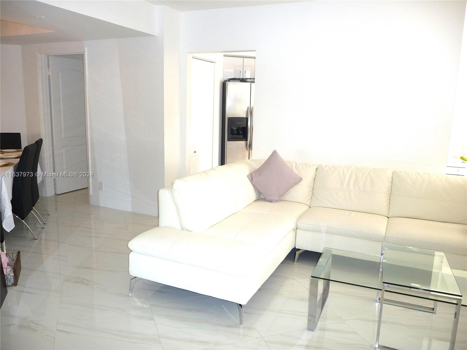 20185 E Country Club Dr 1104, Aventura, Florida 33180, 2 Bedrooms Bedrooms, ,2 BathroomsBathrooms,Residentiallease,For Rent,20185 E Country Club Dr 1104,A11537973