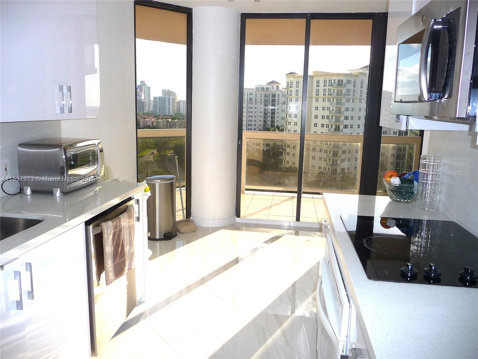 20185 E Country Club Dr 1104, Aventura, Florida 33180, 2 Bedrooms Bedrooms, ,2 BathroomsBathrooms,Residentiallease,For Rent,20185 E Country Club Dr 1104,A11537973