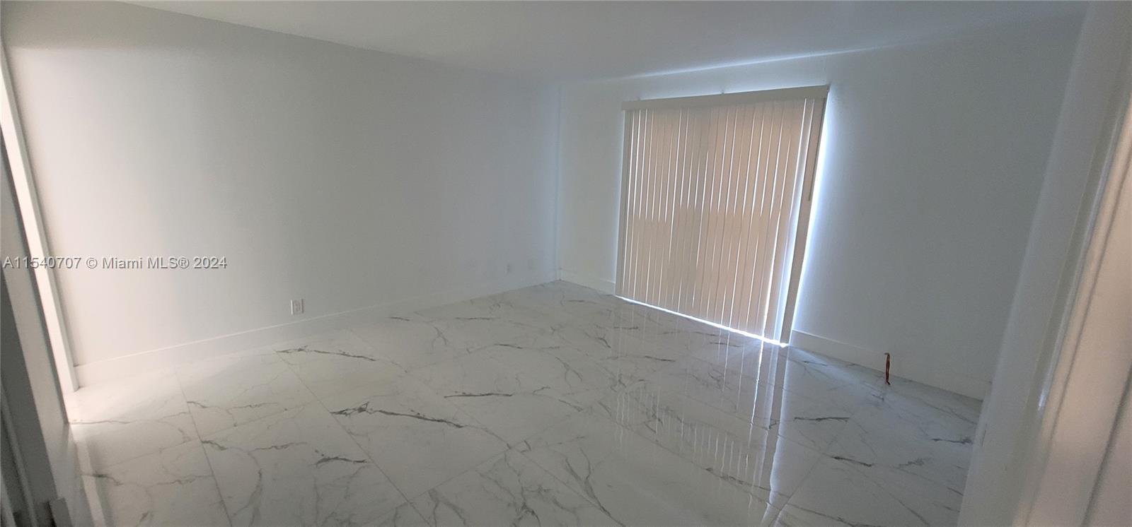 500 NE 2nd St 313, Dania Beach, Florida 33004, 2 Bedrooms Bedrooms, ,2 BathroomsBathrooms,Residentiallease,For Rent,500 NE 2nd St 313,A11540707