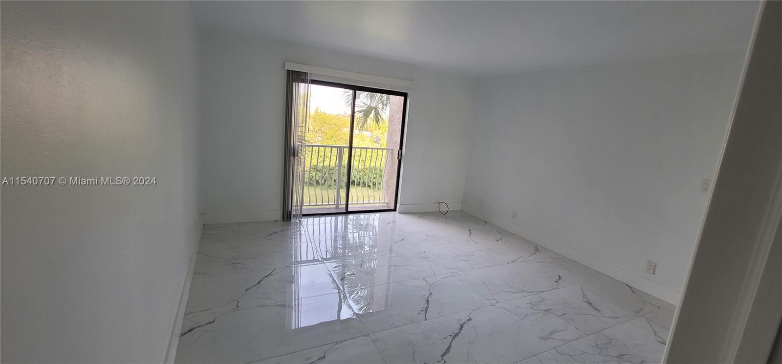 500 NE 2nd St 313, Dania Beach, Florida 33004, 2 Bedrooms Bedrooms, ,2 BathroomsBathrooms,Residentiallease,For Rent,500 NE 2nd St 313,A11540707