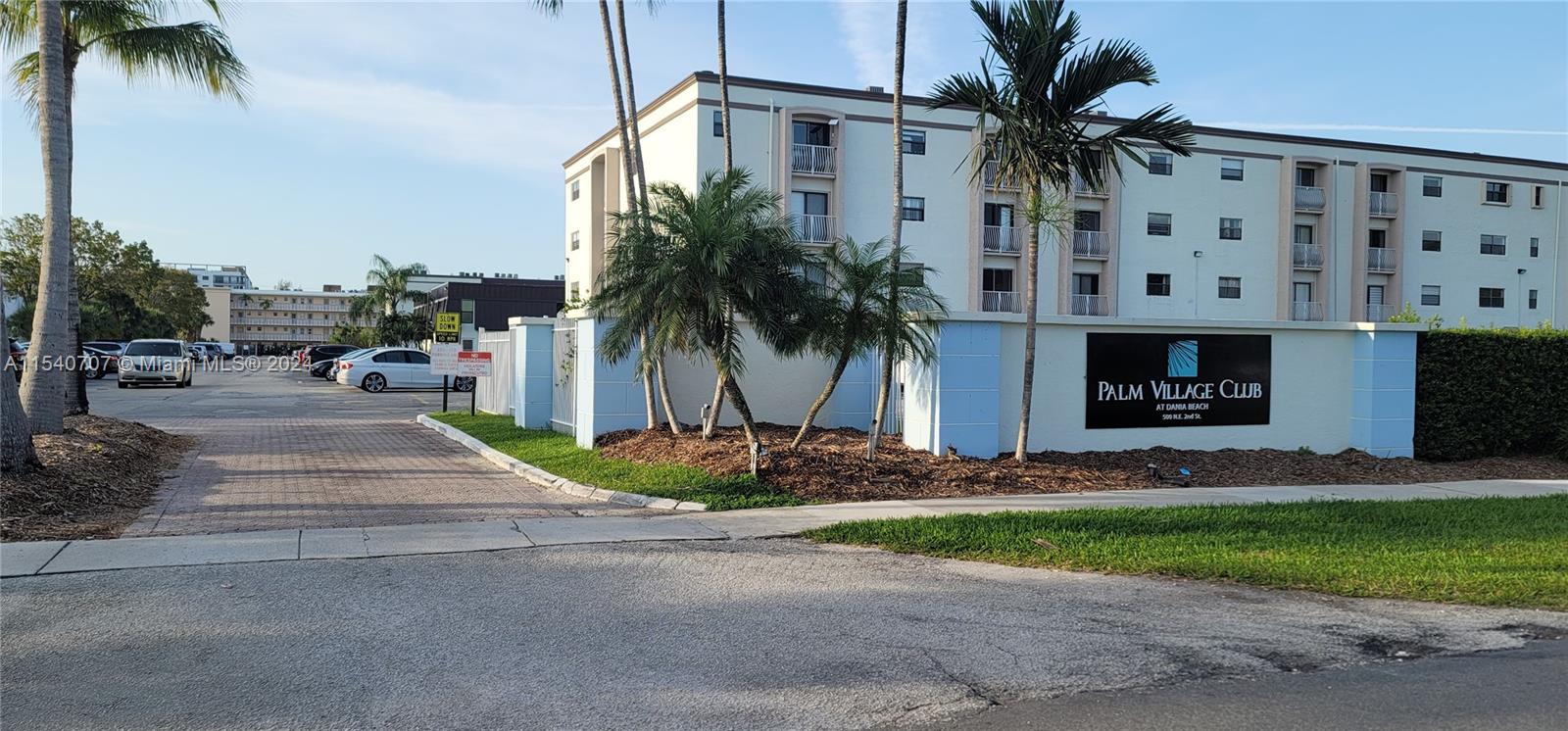 500 NE 2nd St 313, Dania Beach, Florida 33004, 2 Bedrooms Bedrooms, ,2 BathroomsBathrooms,Residentiallease,For Rent,500 NE 2nd St 313,A11540707