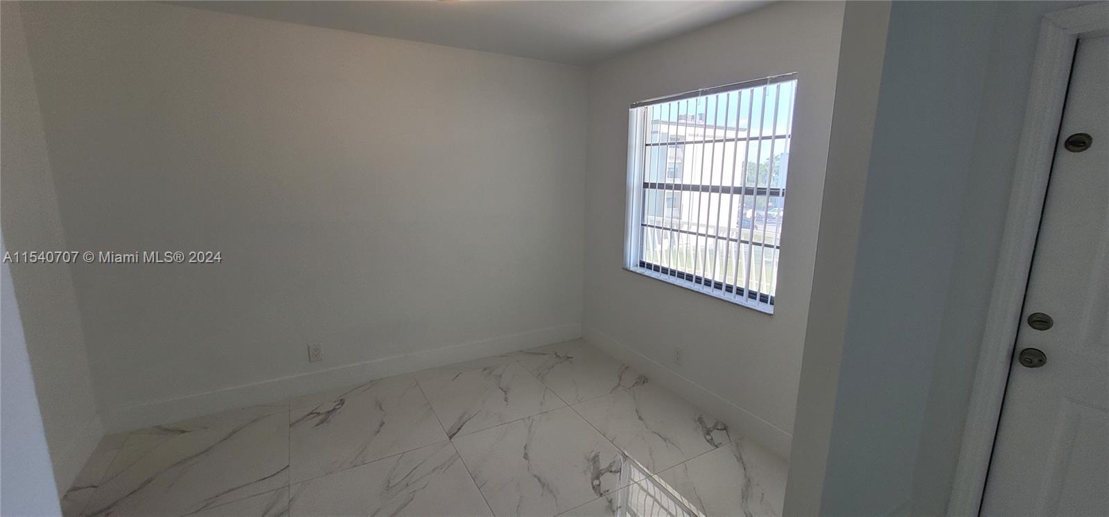 500 NE 2nd St 313, Dania Beach, Florida 33004, 2 Bedrooms Bedrooms, ,2 BathroomsBathrooms,Residentiallease,For Rent,500 NE 2nd St 313,A11540707