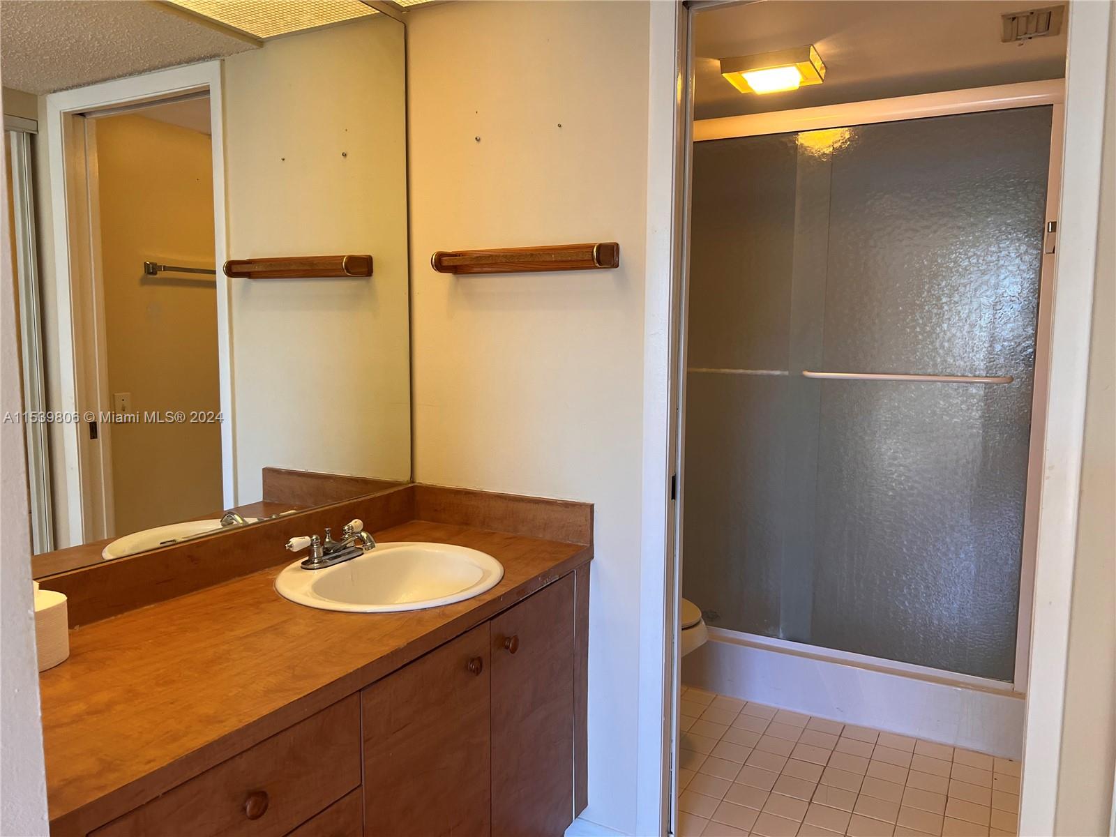 2259 SE 27th Dr 104-E, Homestead, Florida 33035, 2 Bedrooms Bedrooms, ,2 BathroomsBathrooms,Residential,For Sale,2259 SE 27th Dr 104-E,A11539806