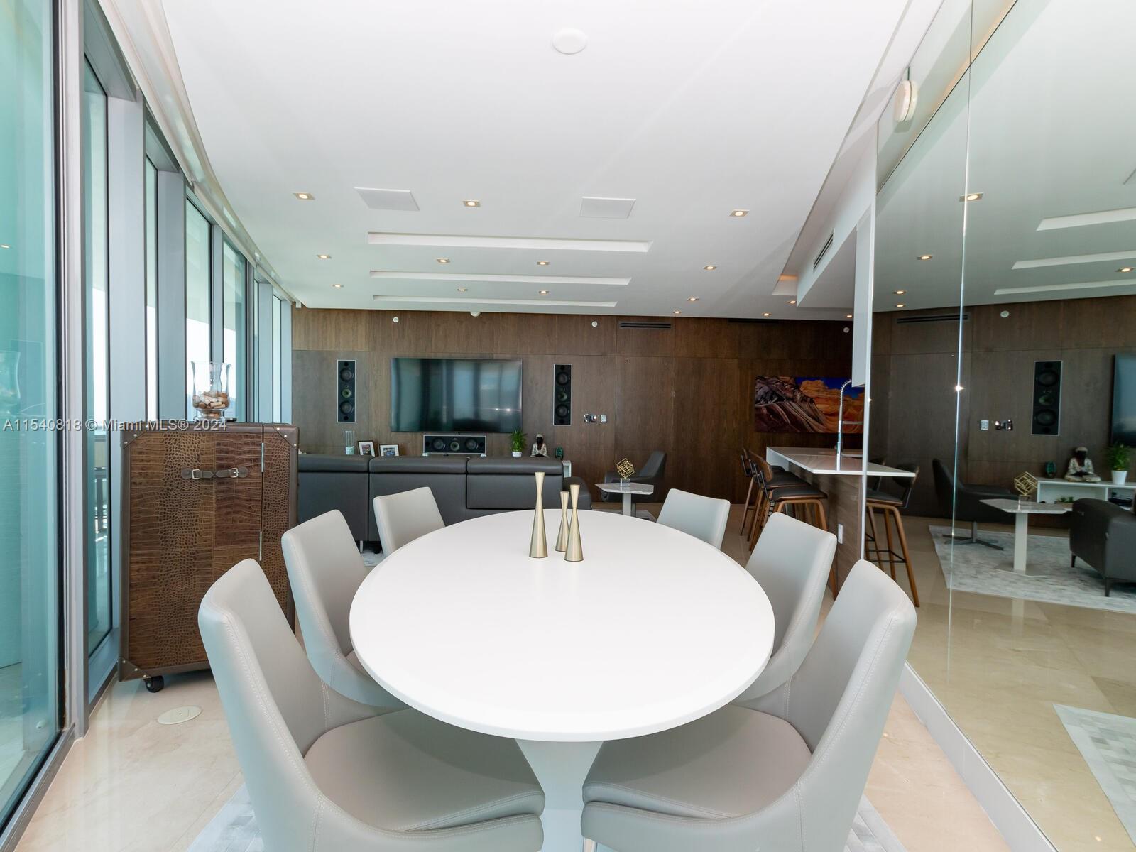 900 Biscayne Blvd 3406, Miami, Florida 33132, 3 Bedrooms Bedrooms, ,4 BathroomsBathrooms,Residentiallease,For Rent,900 Biscayne Blvd 3406,A11540818