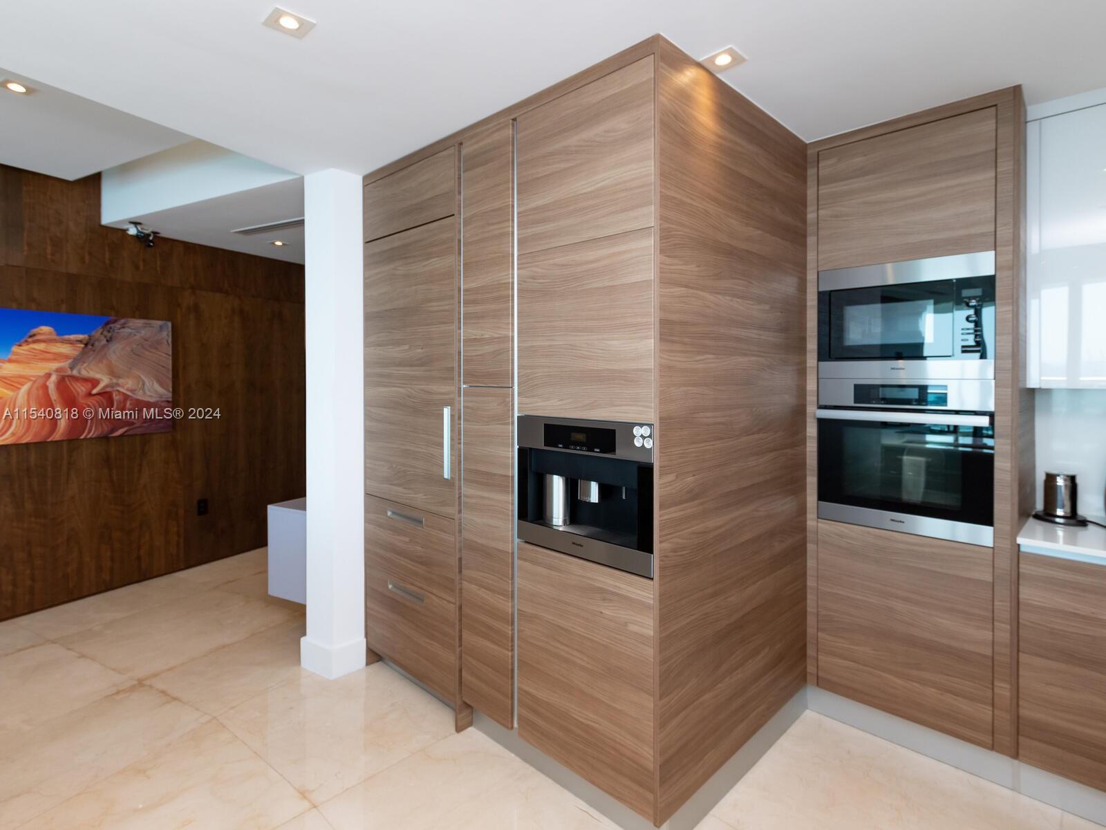 900 Biscayne Blvd 3406, Miami, Florida 33132, 3 Bedrooms Bedrooms, ,4 BathroomsBathrooms,Residentiallease,For Rent,900 Biscayne Blvd 3406,A11540818