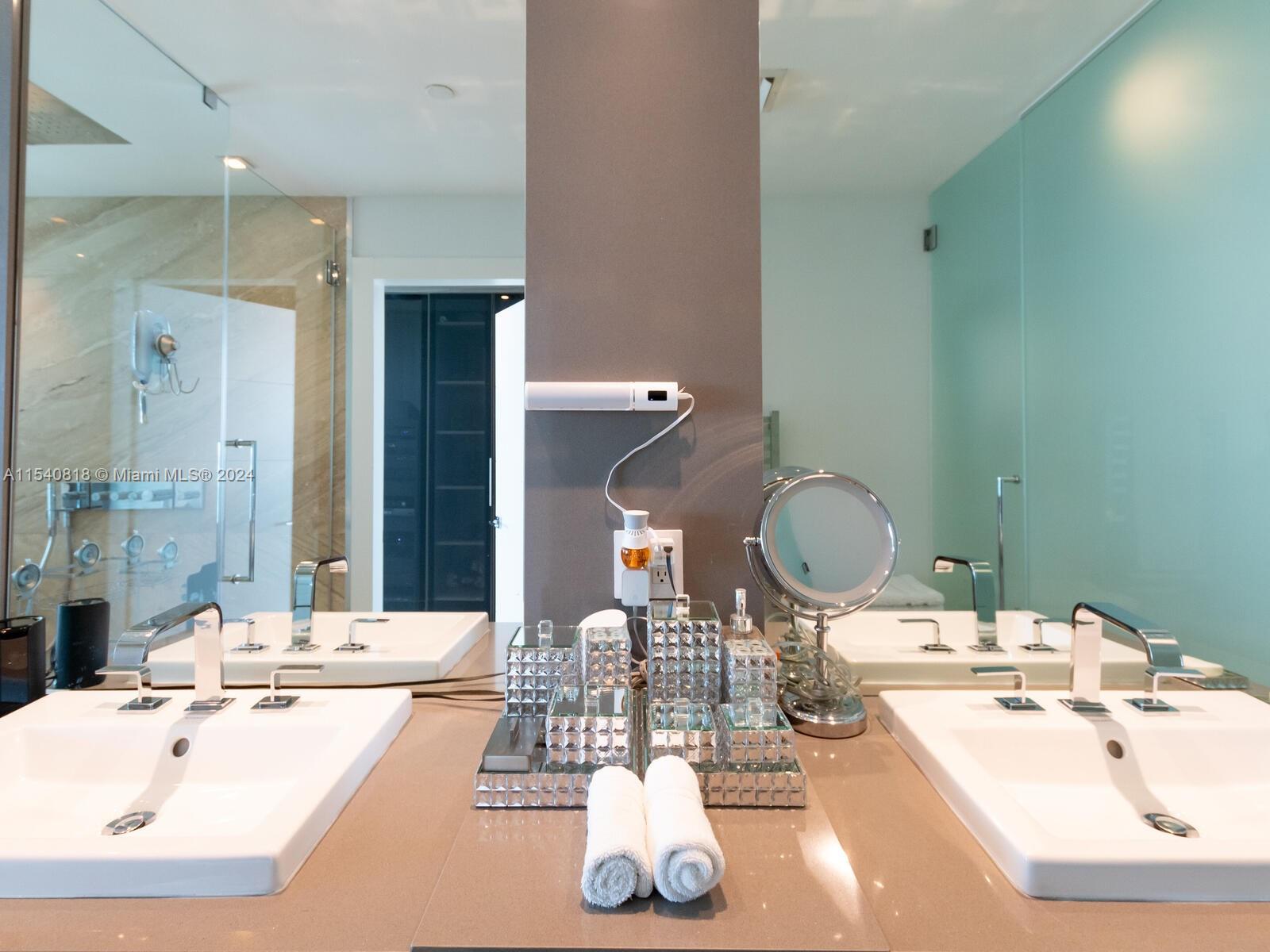 900 Biscayne Blvd 3406, Miami, Florida 33132, 3 Bedrooms Bedrooms, ,4 BathroomsBathrooms,Residentiallease,For Rent,900 Biscayne Blvd 3406,A11540818