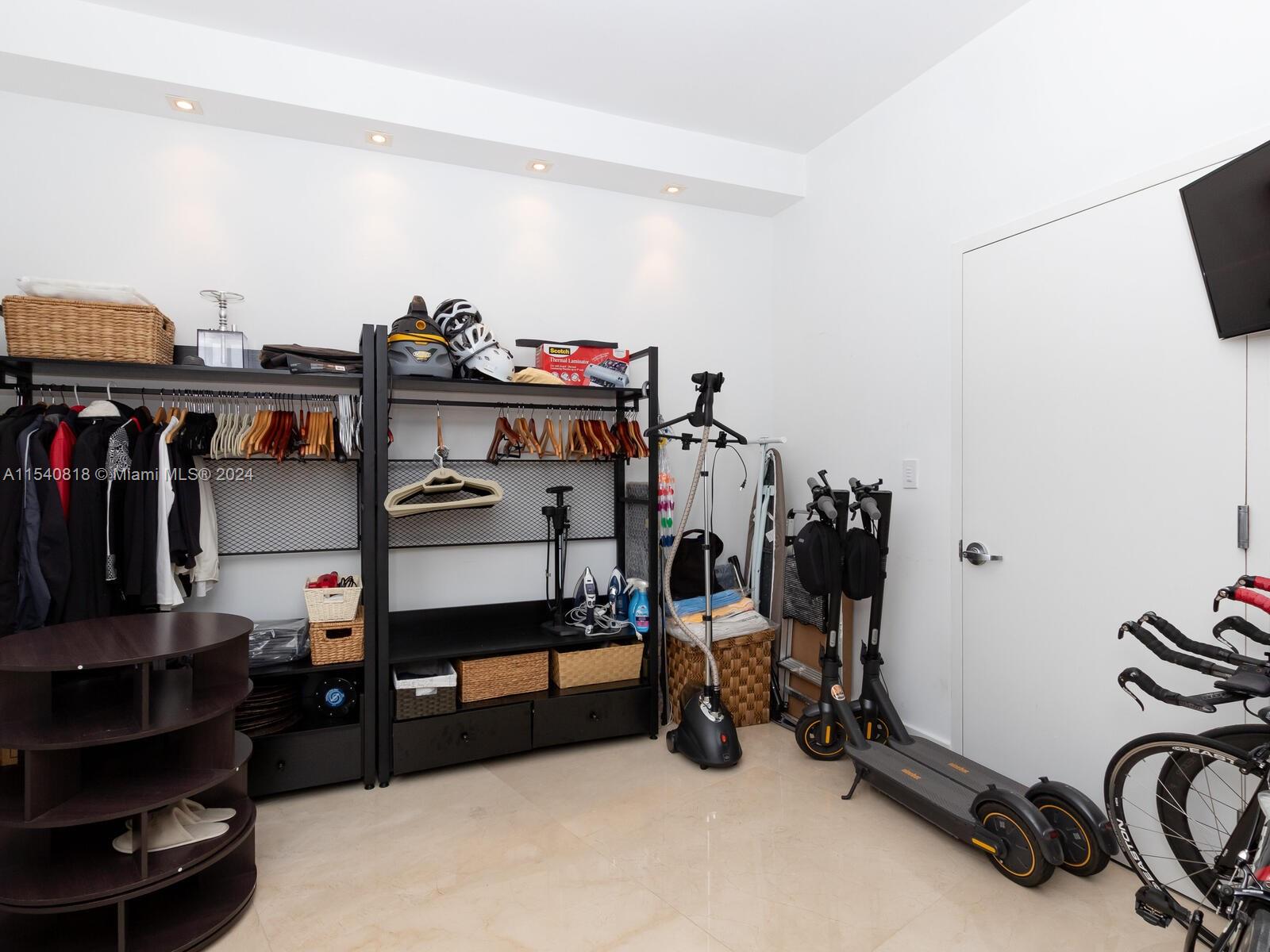 900 Biscayne Blvd 3406, Miami, Florida 33132, 3 Bedrooms Bedrooms, ,4 BathroomsBathrooms,Residentiallease,For Rent,900 Biscayne Blvd 3406,A11540818