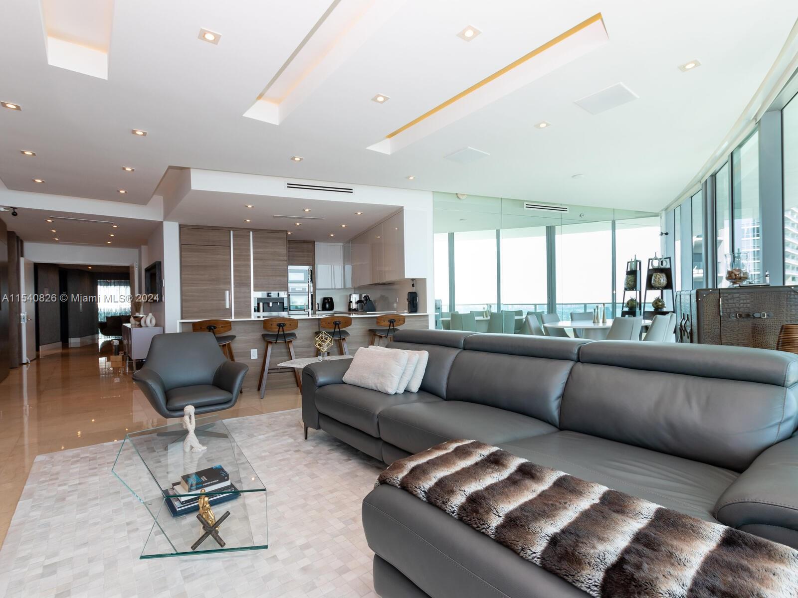 900 Biscayne Blvd 3406, Miami, Florida 33132, 3 Bedrooms Bedrooms, ,4 BathroomsBathrooms,Residential,For Sale,900 Biscayne Blvd 3406,A11540826